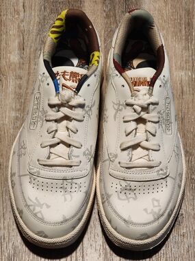Men's Reebok "KUNG FU PANDA" low Top Sneakers
